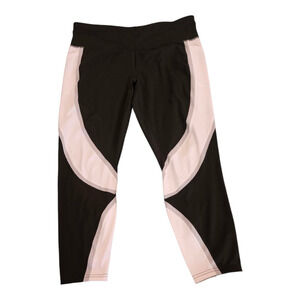 Avia XL Black and White Capri Athletic Pants